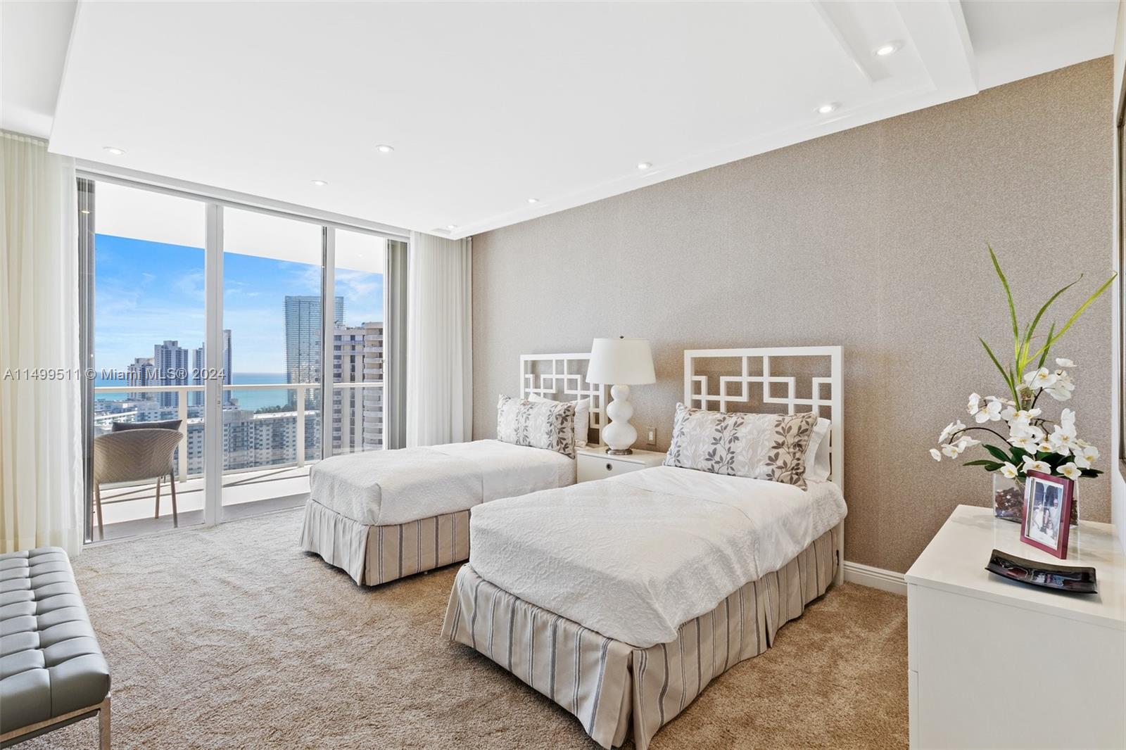 19500 Turnberry Way 26-AB, Aventura, Florida 33180, 4 Bedrooms Bedrooms, ,4 BathroomsBathrooms,Residential,For Sale,19500 Turnberry Way 26-AB,A11499511