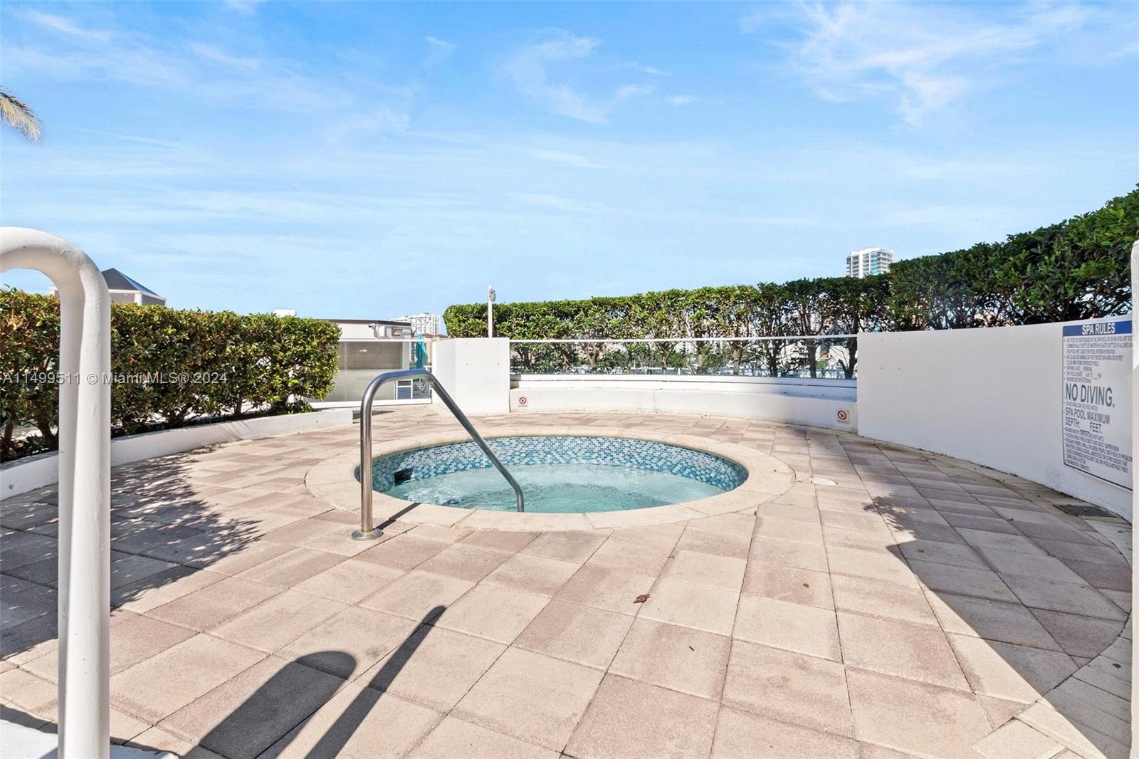 19500 Turnberry Way, Aventura, FL, 33180 United States, 4 Bedrooms Bedrooms, ,4 BathroomsBathrooms,Residential,For Sale,Turnberry Way,A11499511