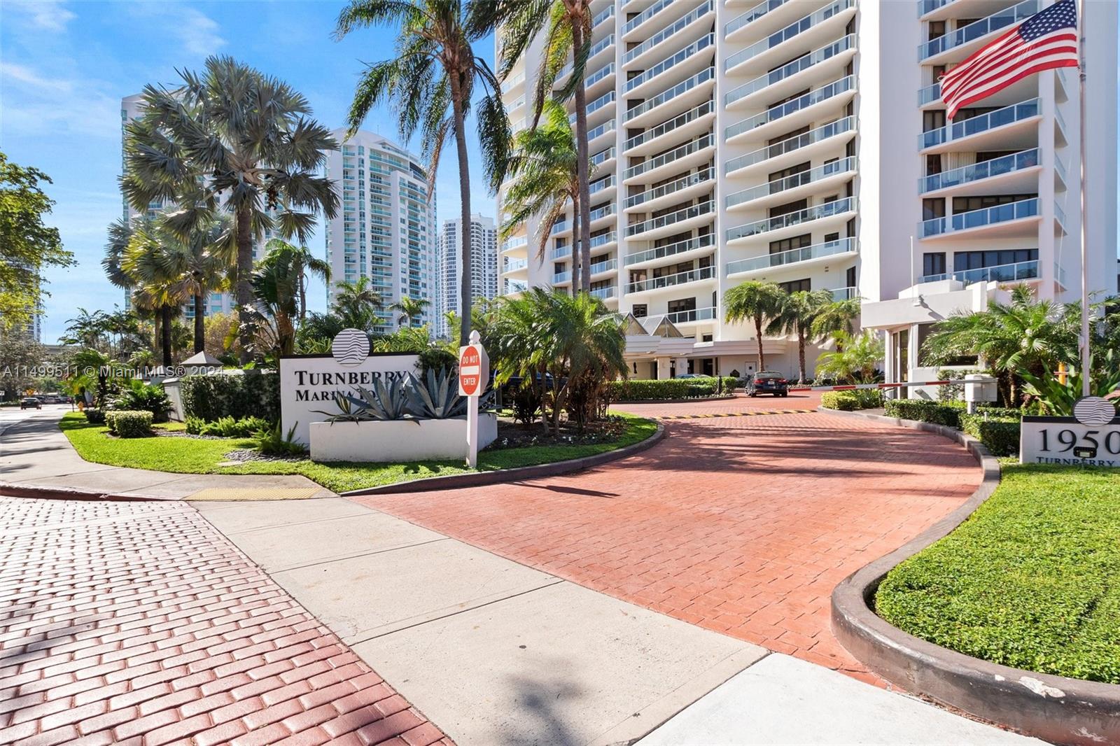 19500 Turnberry Way 26-AB, Aventura, Florida 33180, 4 Bedrooms Bedrooms, ,4 BathroomsBathrooms,Residential,For Sale,19500 Turnberry Way 26-AB,A11499511