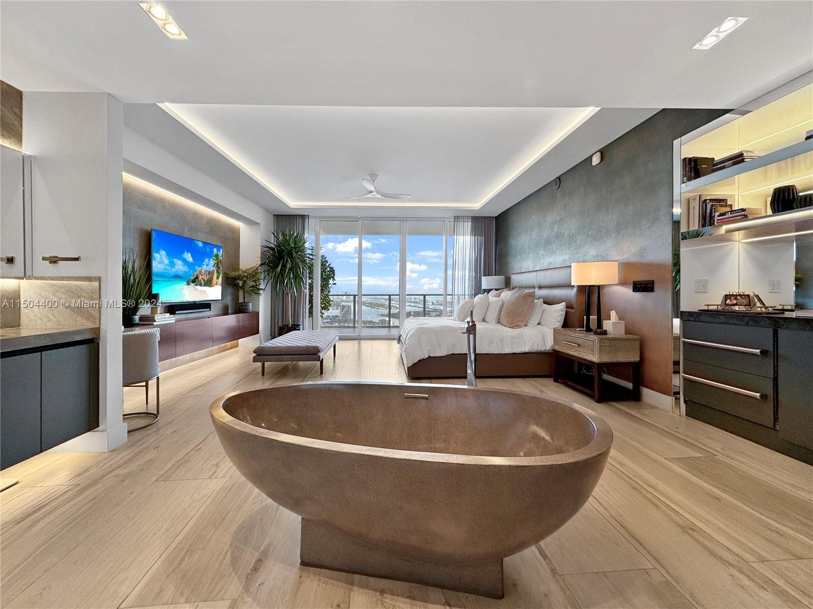 2020 N Bayshore Dr PH-4104, Miami, Florida 33137, 4 Bedrooms Bedrooms, ,4 BathroomsBathrooms,Residentiallease,For Rent,2020 N Bayshore Dr PH-4104,A11504400