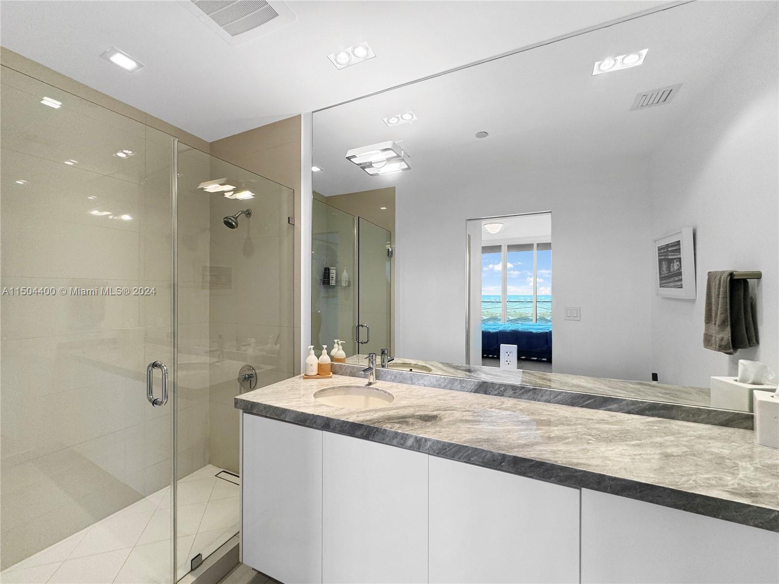 2020 N Bayshore Dr PH-4104, Miami, Florida 33137, 4 Bedrooms Bedrooms, ,4 BathroomsBathrooms,Residentiallease,For Rent,2020 N Bayshore Dr PH-4104,A11504400