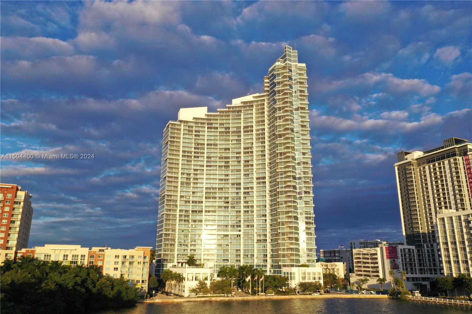 2020 N Bayshore Dr PH-4104, Miami, Florida 33137, 4 Bedrooms Bedrooms, ,4 BathroomsBathrooms,Residentiallease,For Rent,2020 N Bayshore Dr PH-4104,A11504400