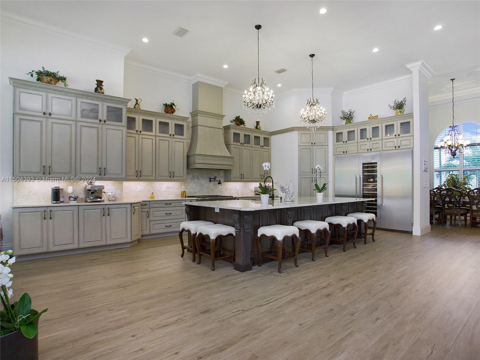 626 17th St, Naples, FL, 34117 United States, 4 Bedrooms Bedrooms, ,4 BathroomsBathrooms,Residential,For Sale,17th St,A11504393
