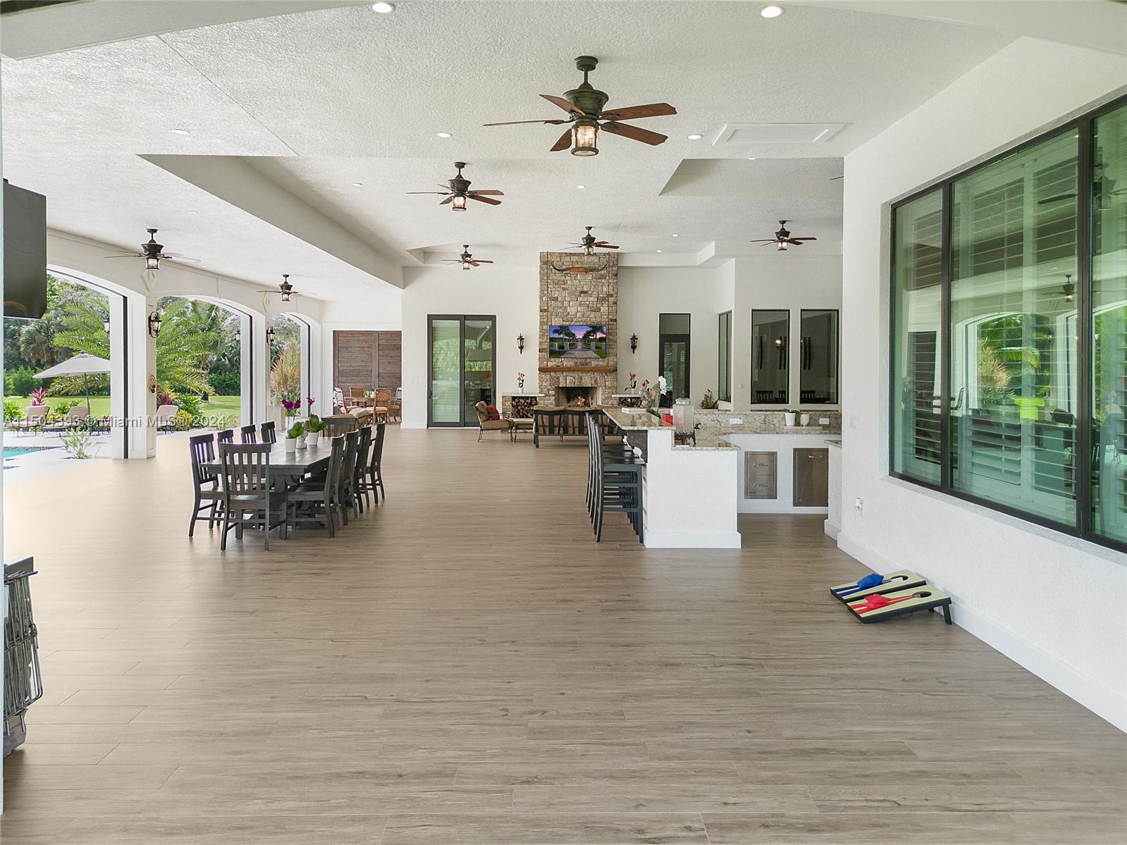 626 17th St, Naples, FL, 34117 United States, 4 Bedrooms Bedrooms, ,4 BathroomsBathrooms,Residential,For Sale,17th St,A11504393