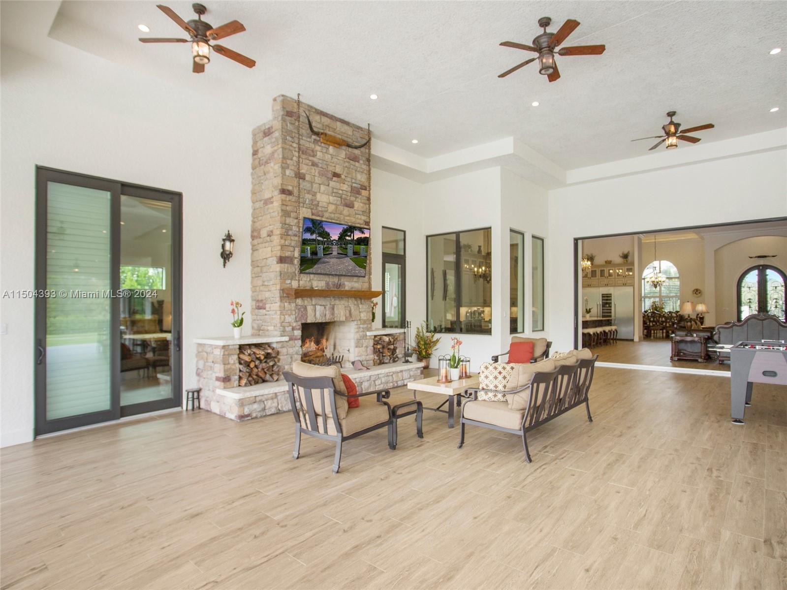 626 17th St, Naples, FL, 34117 United States, 4 Bedrooms Bedrooms, ,4 BathroomsBathrooms,Residential,For Sale,17th St,A11504393