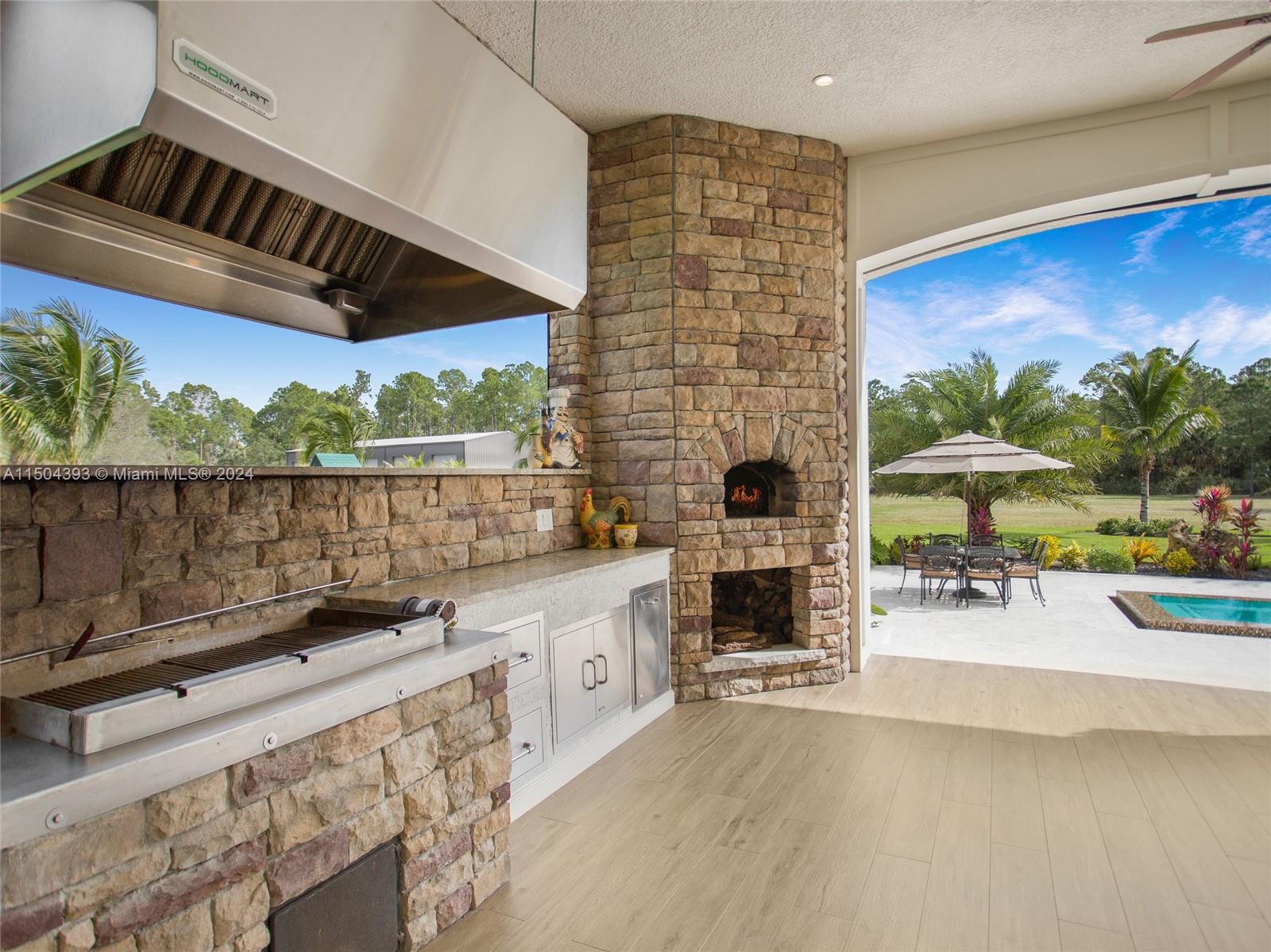 626 17th St, Naples, FL, 34117 United States, 4 Bedrooms Bedrooms, ,4 BathroomsBathrooms,Residential,For Sale,17th St,A11504393