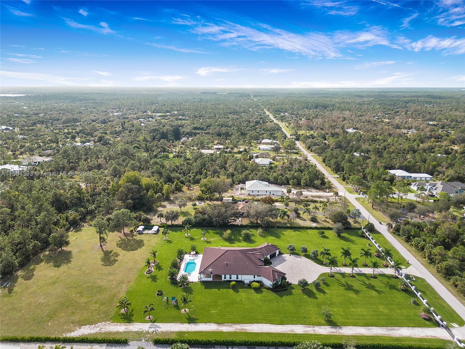 626 17th St, Naples, FL, 34117 United States, 4 Bedrooms Bedrooms, ,4 BathroomsBathrooms,Residential,For Sale,17th St,A11504393