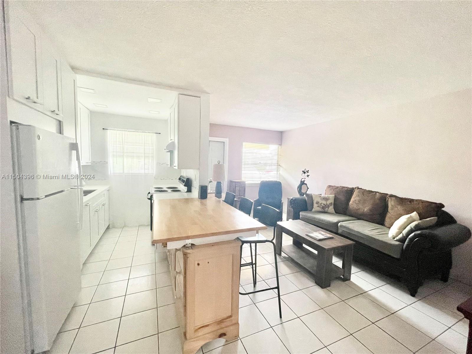 2145 Pierce St, Hollywood, FL, 33020 United States, 1 Bedroom Bedrooms, ,1 BathroomBathrooms,Residential,For Sale,Pierce St,A11504396