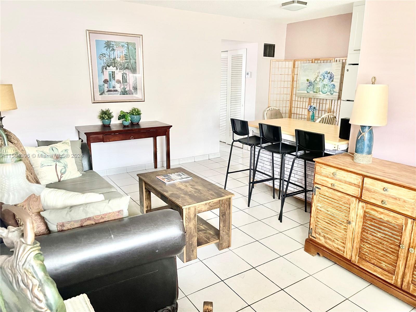 2145 Pierce St, Hollywood, FL, 33020 United States, 1 Bedroom Bedrooms, ,1 BathroomBathrooms,Residential,For Sale,Pierce St,A11504396