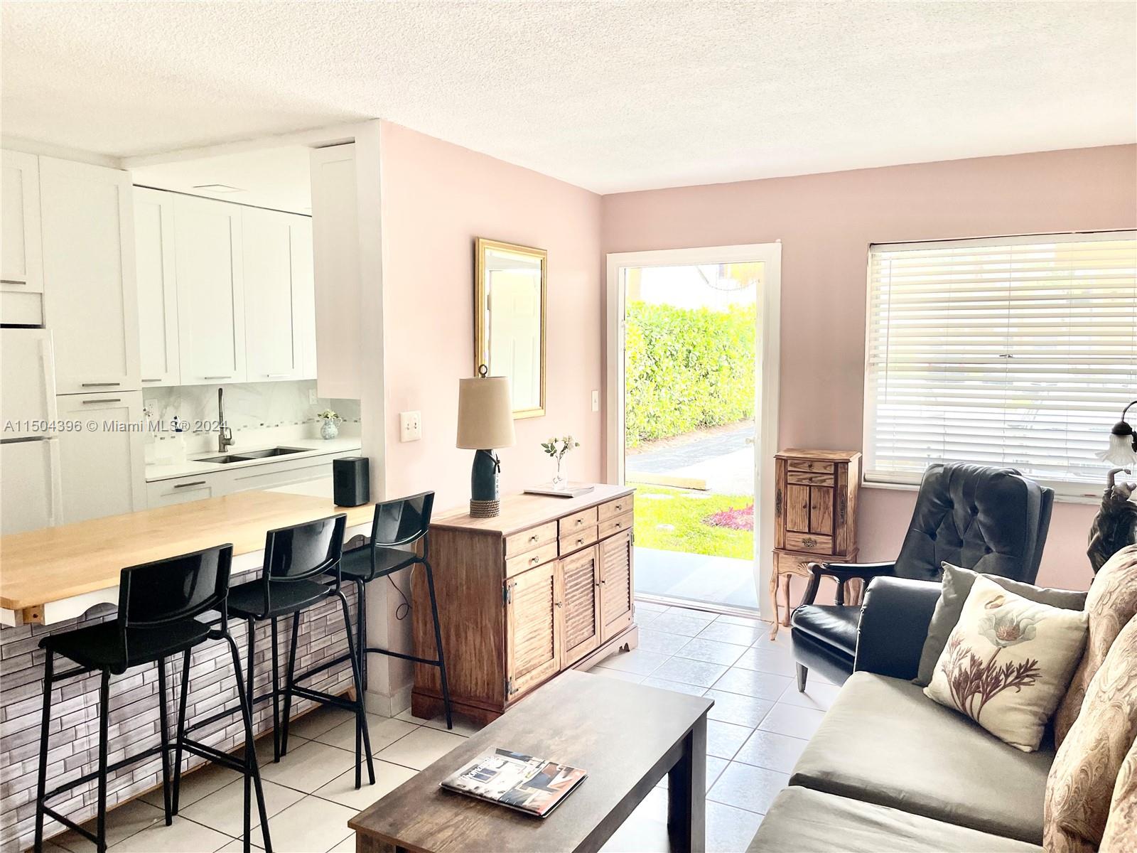 2145 Pierce St, Hollywood, FL, 33020 United States, 1 Bedroom Bedrooms, ,1 BathroomBathrooms,Residential,For Sale,Pierce St,A11504396