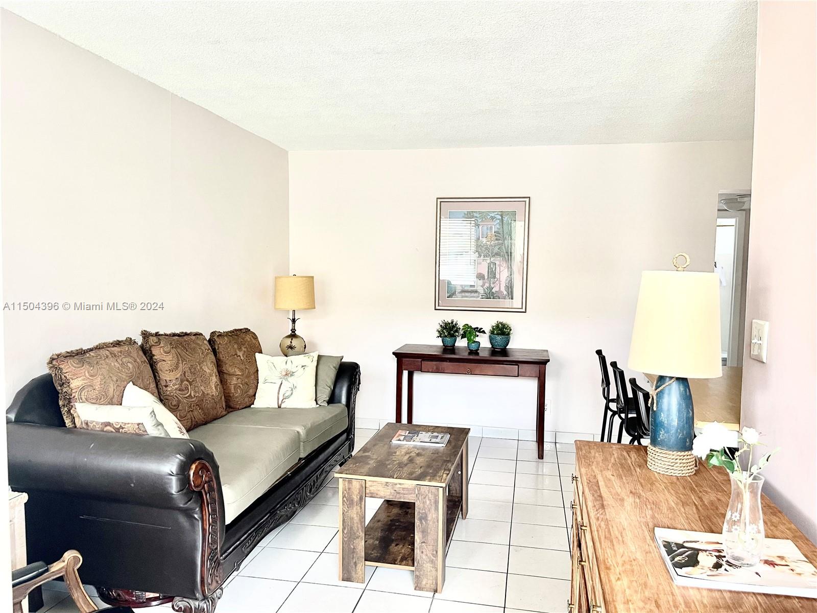 2145 Pierce St, Hollywood, FL, 33020 United States, 1 Bedroom Bedrooms, ,1 BathroomBathrooms,Residential,For Sale,Pierce St,A11504396