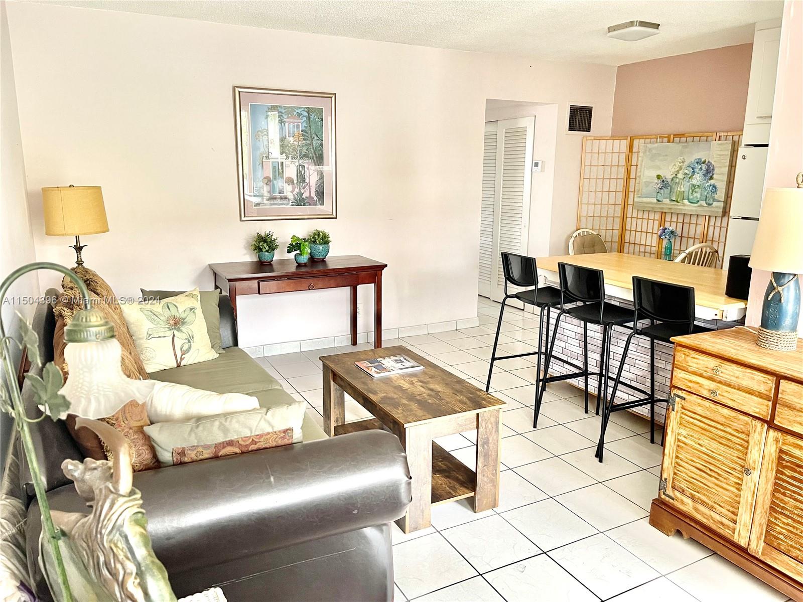 2145 Pierce St, Hollywood, FL, 33020 United States, 1 Bedroom Bedrooms, ,1 BathroomBathrooms,Residential,For Sale,Pierce St,A11504396