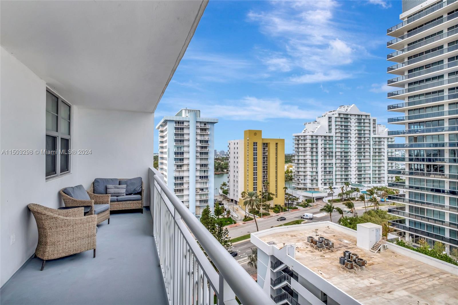 5825 Collins Ave 11E, Miami Beach, Florida 33140, 2 Bedrooms Bedrooms, ,2 BathroomsBathrooms,Residential,For Sale,5825 Collins Ave 11E,A11503298