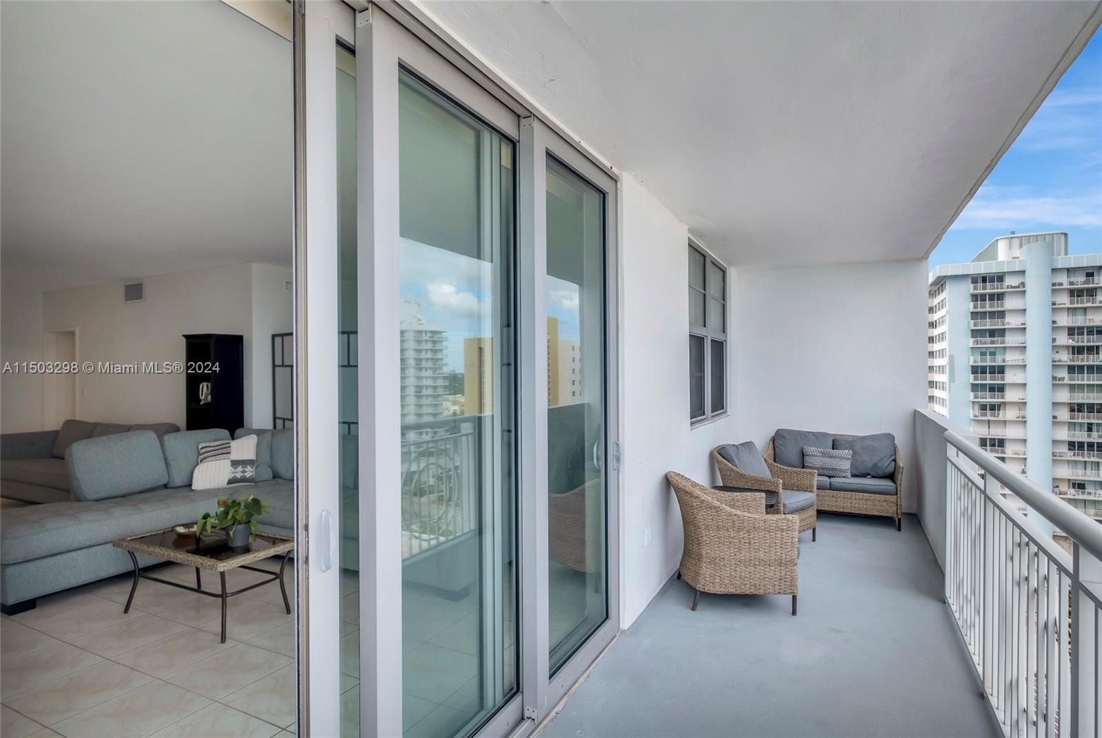 5825 Collins Ave 11E, Miami Beach, Florida 33140, 2 Bedrooms Bedrooms, ,2 BathroomsBathrooms,Residential,For Sale,5825 Collins Ave 11E,A11503298