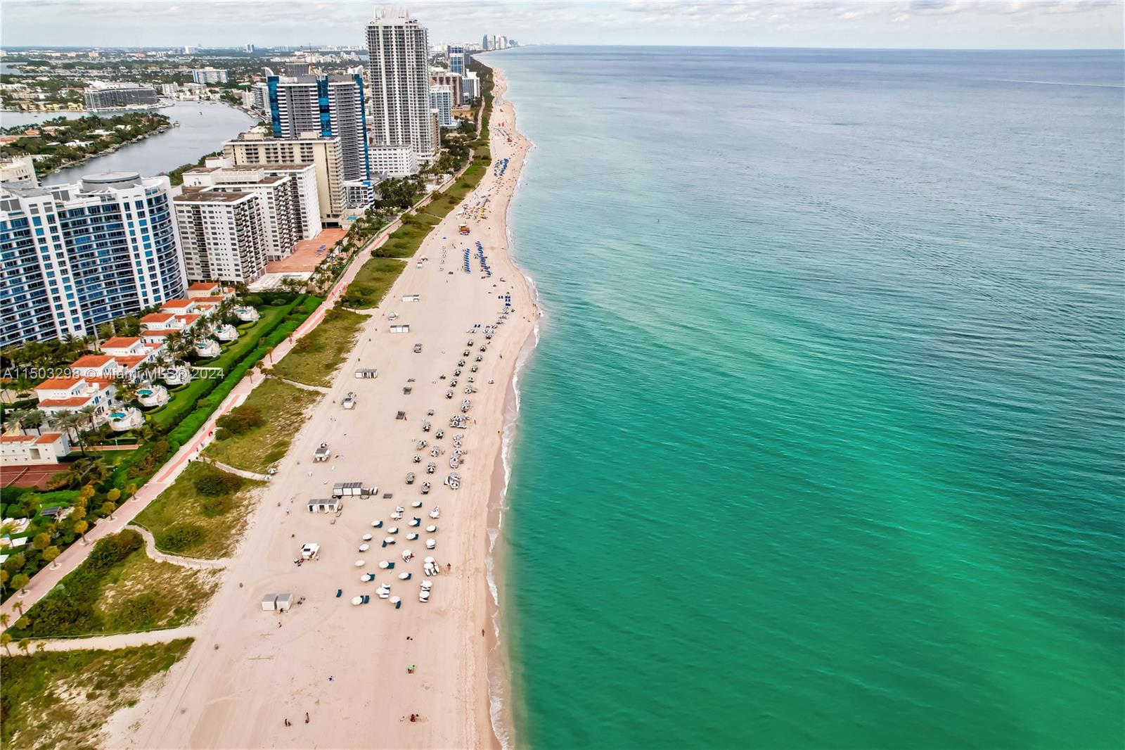 5825 Collins Ave 11E, Miami Beach, Florida 33140, 2 Bedrooms Bedrooms, ,2 BathroomsBathrooms,Residential,For Sale,5825 Collins Ave 11E,A11503298