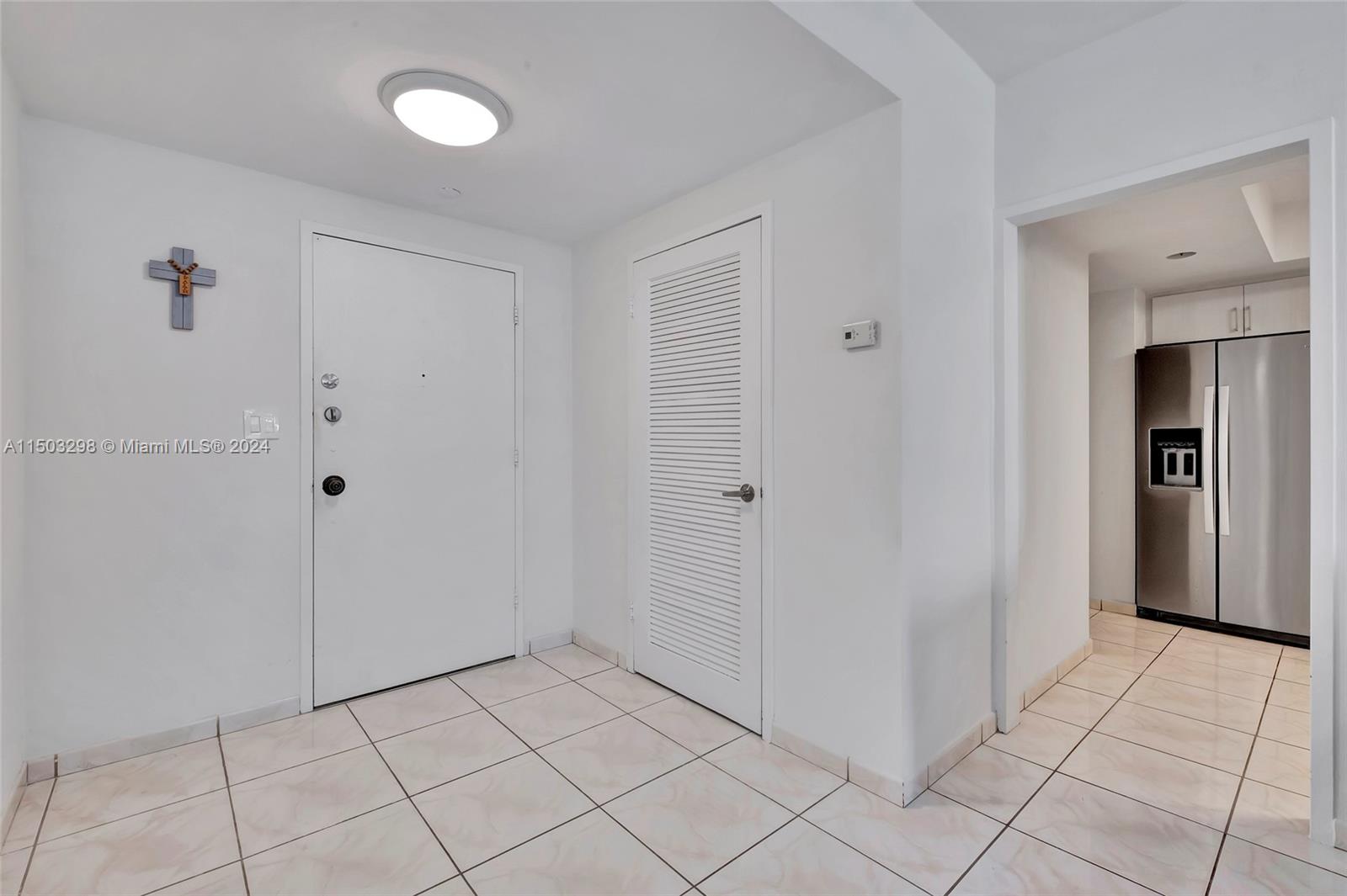 5825 Collins Ave 11E, Miami Beach, Florida 33140, 2 Bedrooms Bedrooms, ,2 BathroomsBathrooms,Residential,For Sale,5825 Collins Ave 11E,A11503298