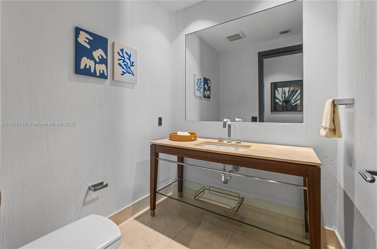 800 Pointe Dr, Miami Beach, FL, 33139 United States, 3 Bedrooms Bedrooms, ,3 BathroomsBathrooms,Residential,For Sale,Pointe Dr,A11504138