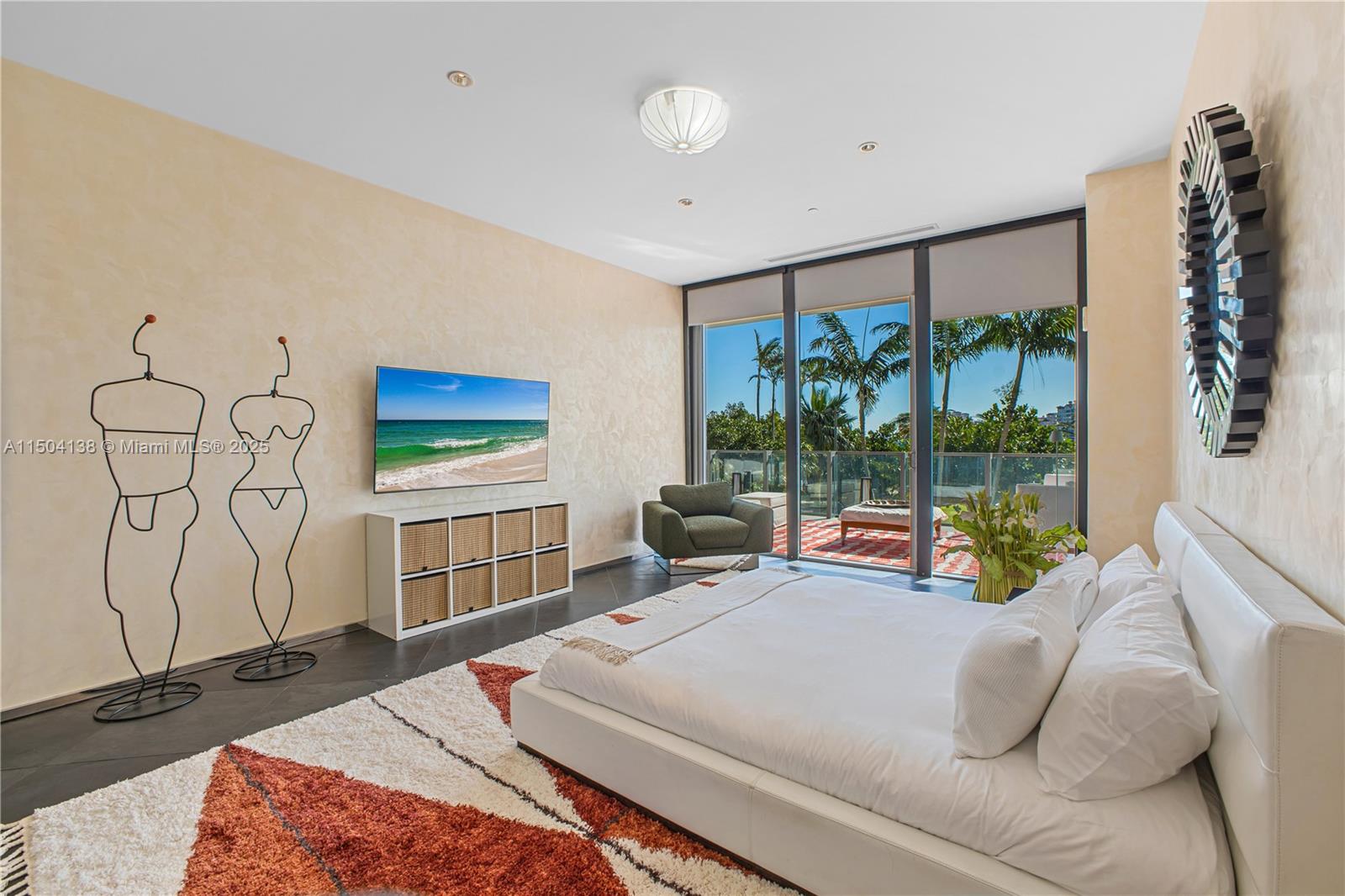 800 Pointe Dr, Miami Beach, FL, 33139 United States, 3 Bedrooms Bedrooms, ,3 BathroomsBathrooms,Residential,For Sale,Pointe Dr,A11504138