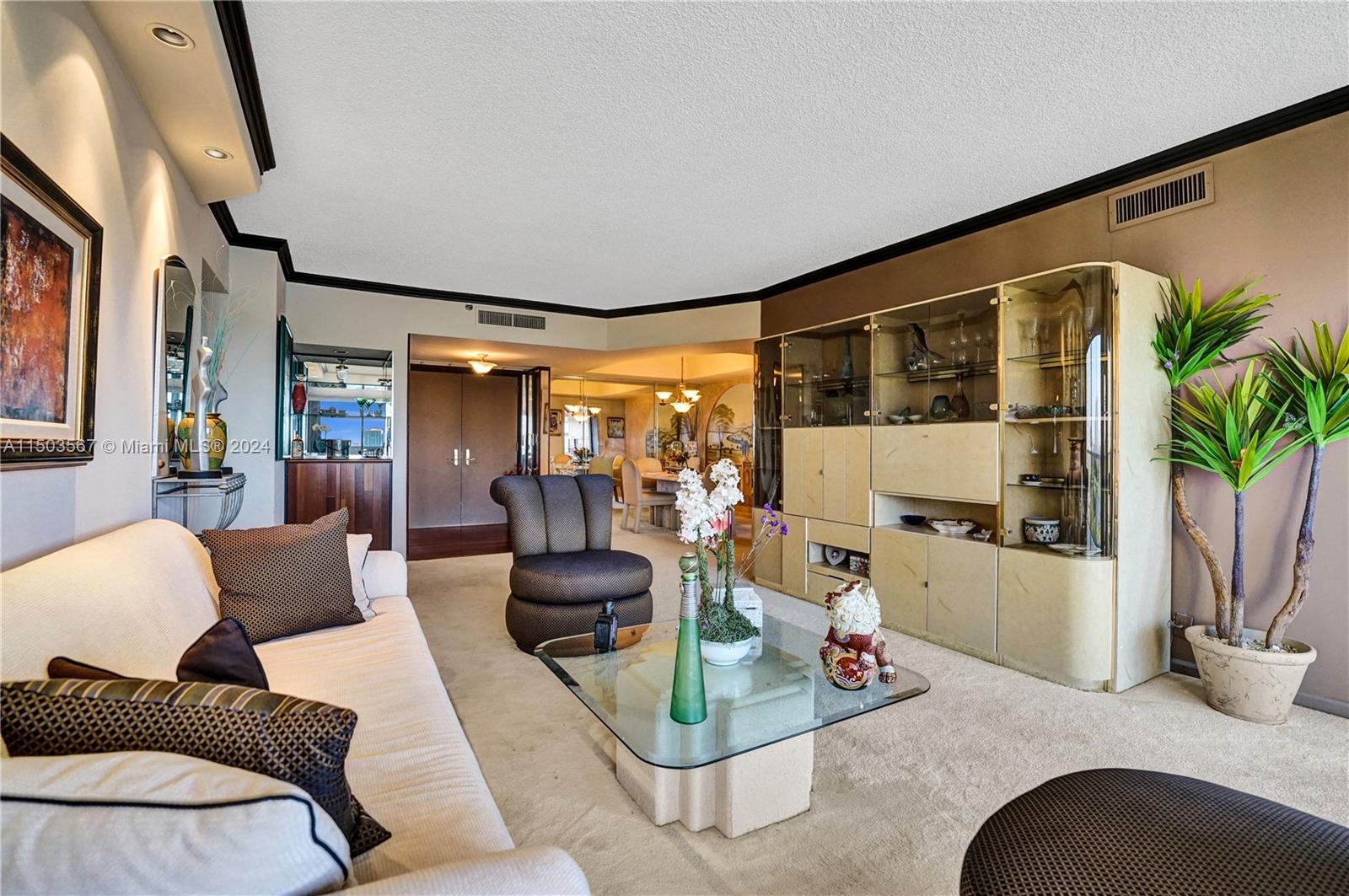 20281 E Country Club Dr 903, Aventura, Florida 33180, 2 Bedrooms Bedrooms, ,2 BathroomsBathrooms,Residential,For Sale,20281 E Country Club Dr 903,A11503567