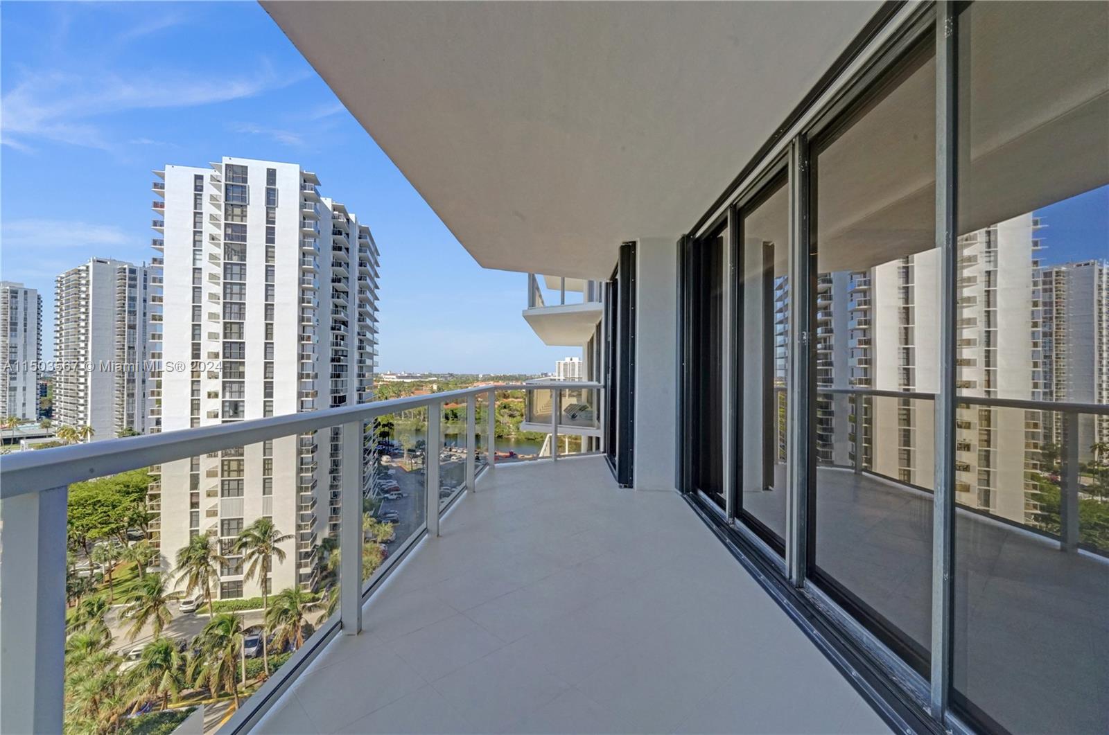 20281 E Country Club Dr 903, Aventura, Florida 33180, 2 Bedrooms Bedrooms, ,2 BathroomsBathrooms,Residential,For Sale,20281 E Country Club Dr 903,A11503567