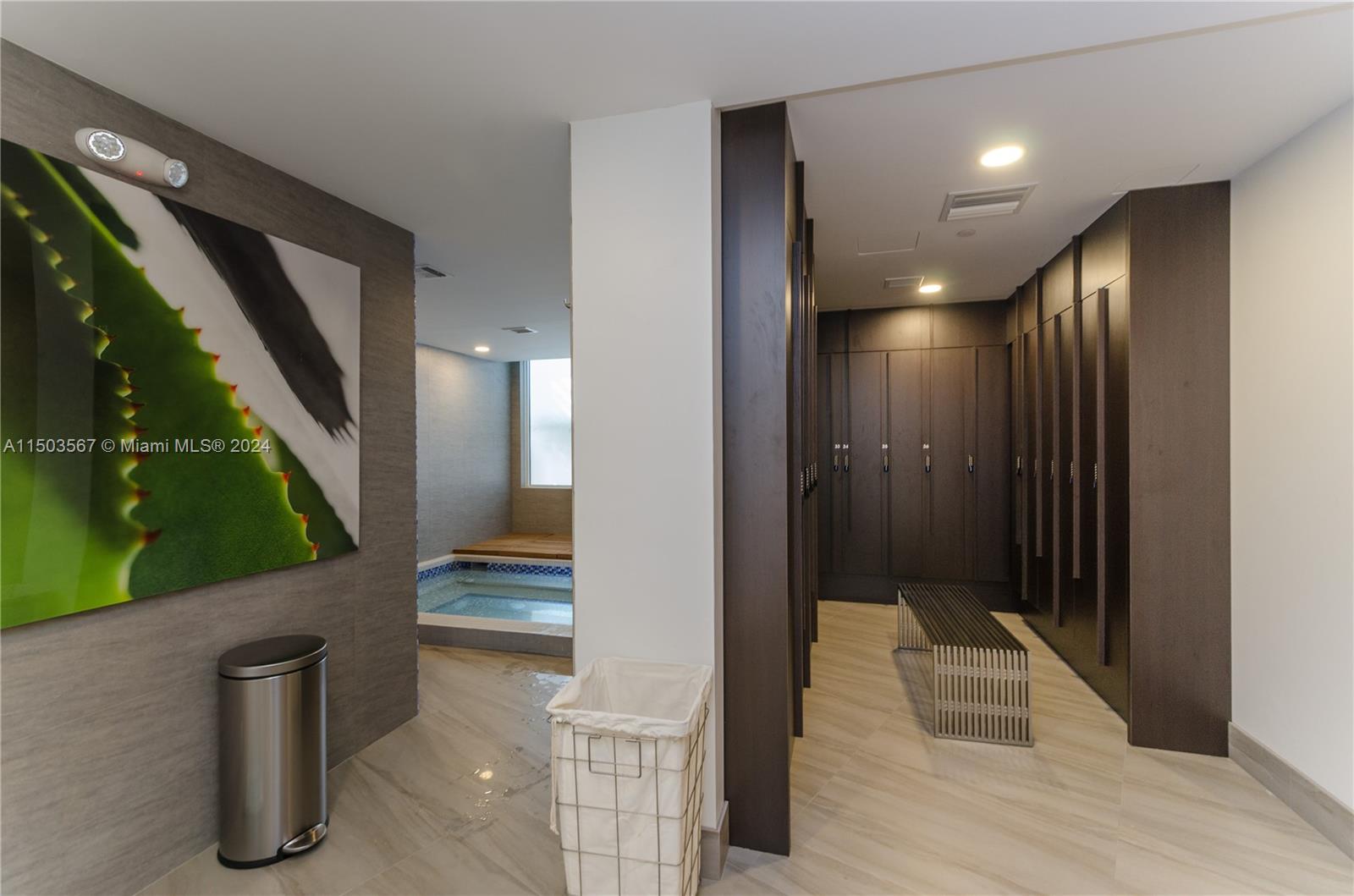 20281 E Country Club Dr 903, Aventura, Florida 33180, 2 Bedrooms Bedrooms, ,2 BathroomsBathrooms,Residential,For Sale,20281 E Country Club Dr 903,A11503567