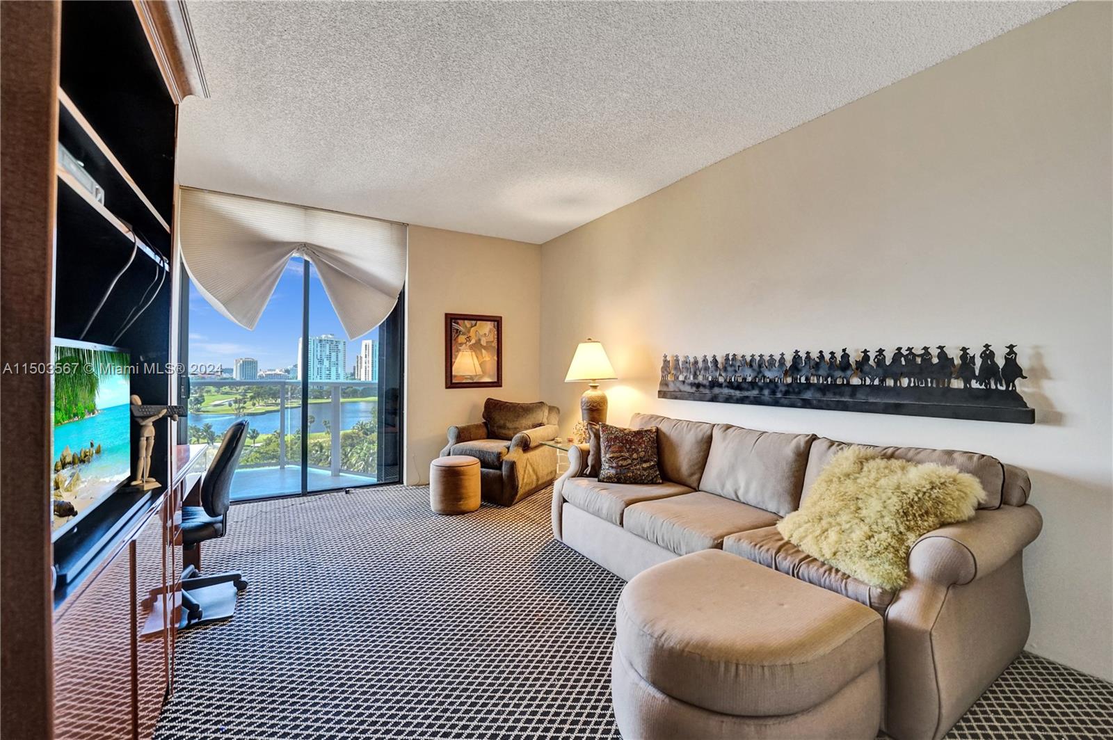 20281 E Country Club Dr 903, Aventura, Florida 33180, 2 Bedrooms Bedrooms, ,2 BathroomsBathrooms,Residential,For Sale,20281 E Country Club Dr 903,A11503567