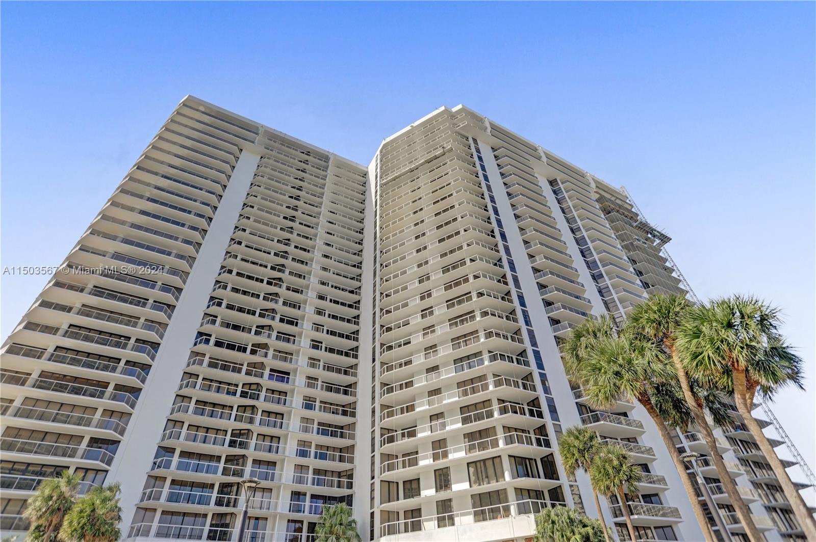 20281 E Country Club Dr 903, Aventura, Florida 33180, 2 Bedrooms Bedrooms, ,2 BathroomsBathrooms,Residential,For Sale,20281 E Country Club Dr 903,A11503567