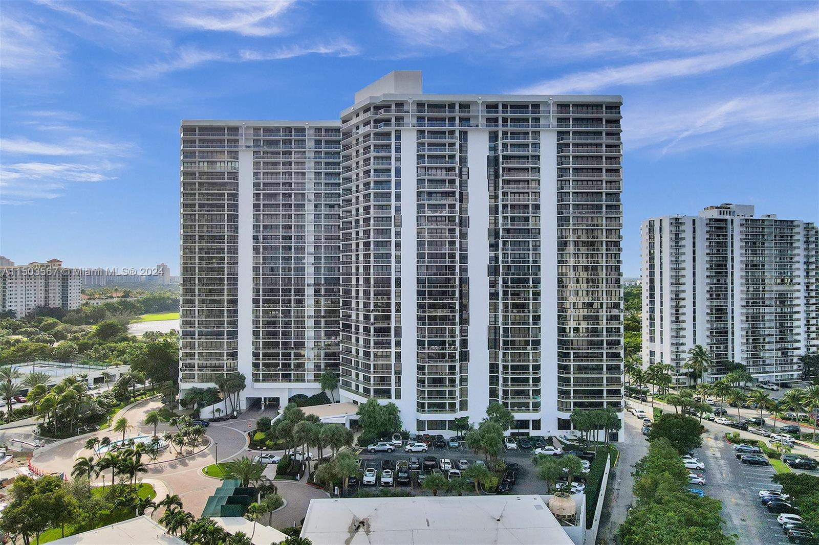 20281 E Country Club Dr 903, Aventura, Florida 33180, 2 Bedrooms Bedrooms, ,2 BathroomsBathrooms,Residential,For Sale,20281 E Country Club Dr 903,A11503567