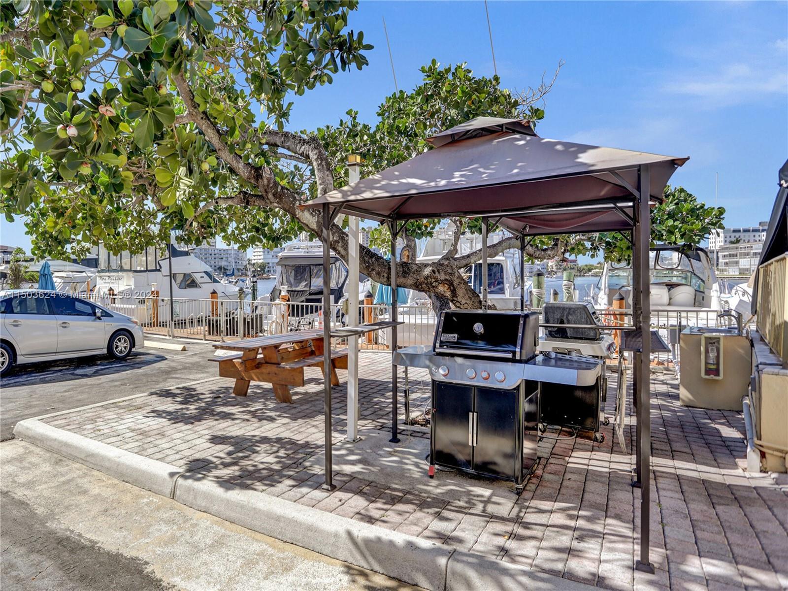 100 Golden Isles Dr 1007 (Available May 1), Hallandale Beach, Florida 33009, 1 Bedroom Bedrooms, ,2 BathroomsBathrooms,Residentiallease,For Rent,100 Golden Isles Dr 1007 (Available May 1),A11503624