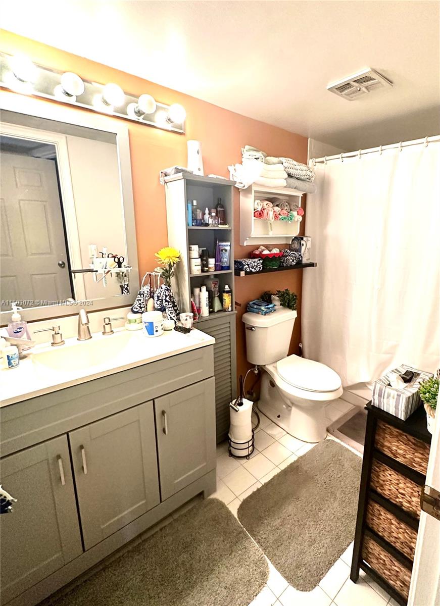 3521 Inverrary Dr, Lauderhill, FL, 33319 United States, 2 Bedrooms Bedrooms, ,2 BathroomsBathrooms,Residential,For Sale,Inverrary Dr,A11503072