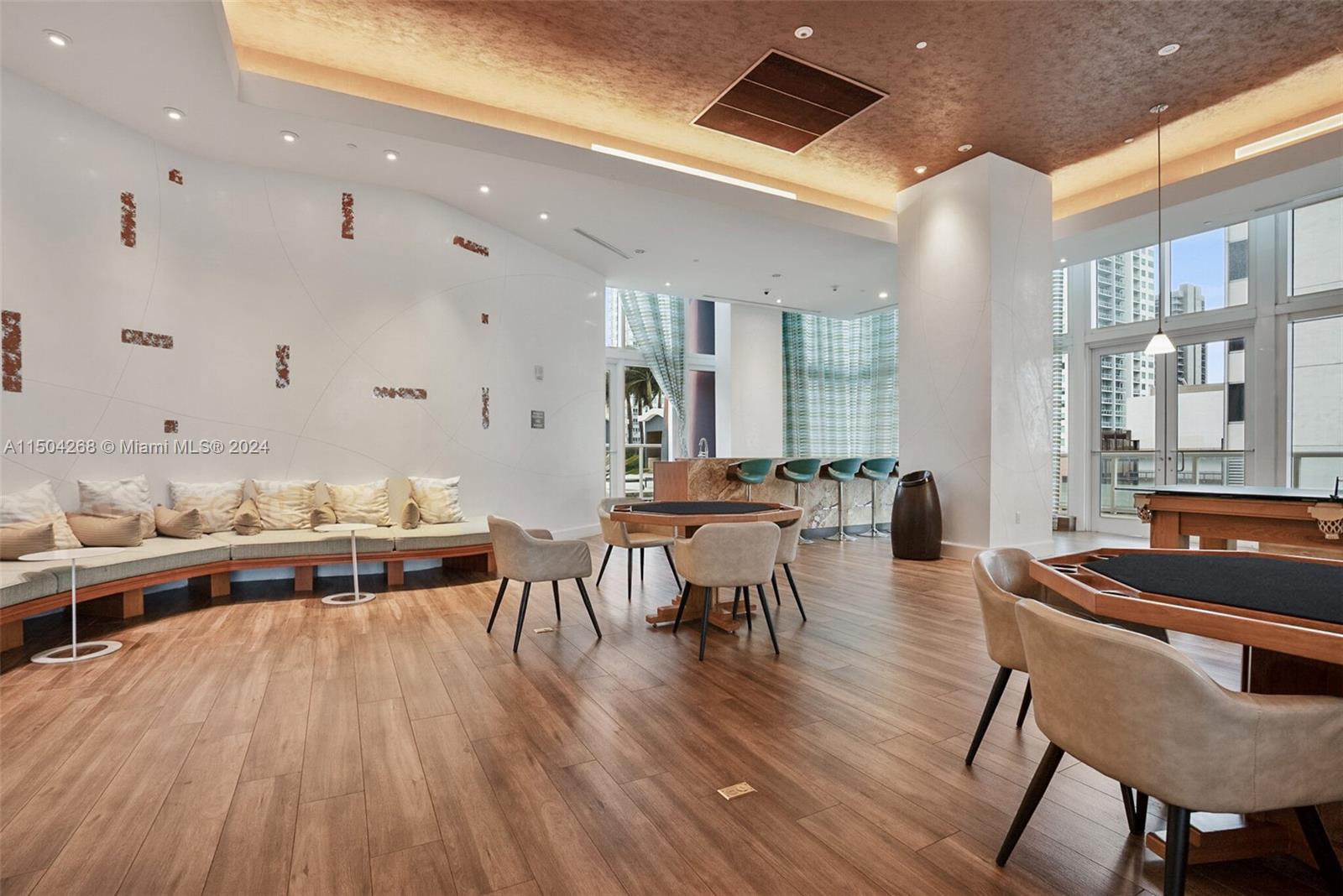 50 Biscayne Blvd 4611, Miami, Florida 33132, 2 Bedrooms Bedrooms, ,2 BathroomsBathrooms,Residential,For Sale,50 Biscayne Blvd 4611,A11504268