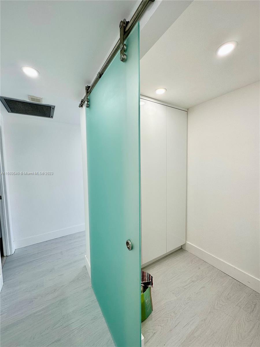 1950 S Ocean Dr 17J, Hallandale Beach, Florida 33009, 2 Bedrooms Bedrooms, ,2 BathroomsBathrooms,Residential,For Sale,1950 S Ocean Dr 17J,A11503540