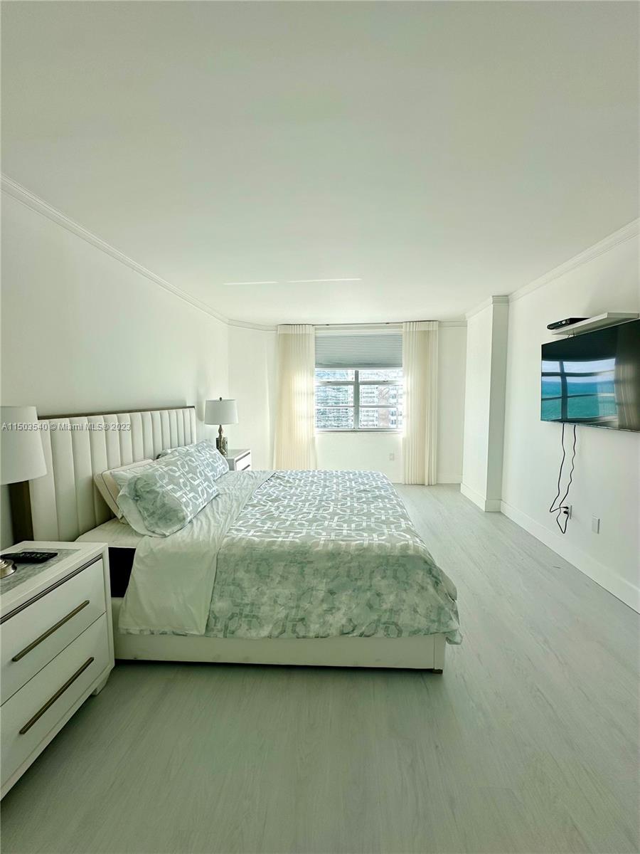 1950 S Ocean Dr 17J, Hallandale Beach, Florida 33009, 2 Bedrooms Bedrooms, ,2 BathroomsBathrooms,Residential,For Sale,1950 S Ocean Dr 17J,A11503540
