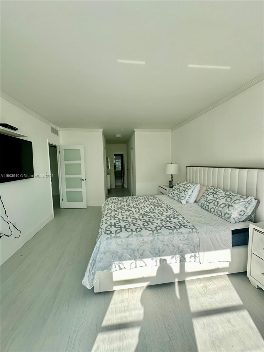 1950 S Ocean Dr 17J, Hallandale Beach, Florida 33009, 2 Bedrooms Bedrooms, ,2 BathroomsBathrooms,Residential,For Sale,1950 S Ocean Dr 17J,A11503540