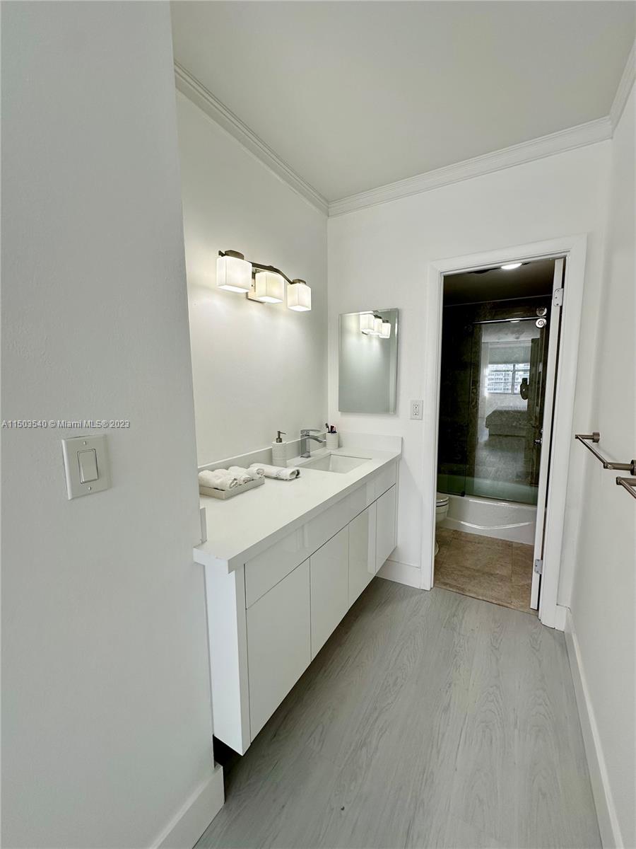 1950 S Ocean Dr 17J, Hallandale Beach, Florida 33009, 2 Bedrooms Bedrooms, ,2 BathroomsBathrooms,Residential,For Sale,1950 S Ocean Dr 17J,A11503540
