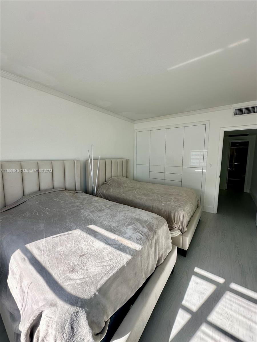 1950 S Ocean Dr 17J, Hallandale Beach, Florida 33009, 2 Bedrooms Bedrooms, ,2 BathroomsBathrooms,Residential,For Sale,1950 S Ocean Dr 17J,A11503540