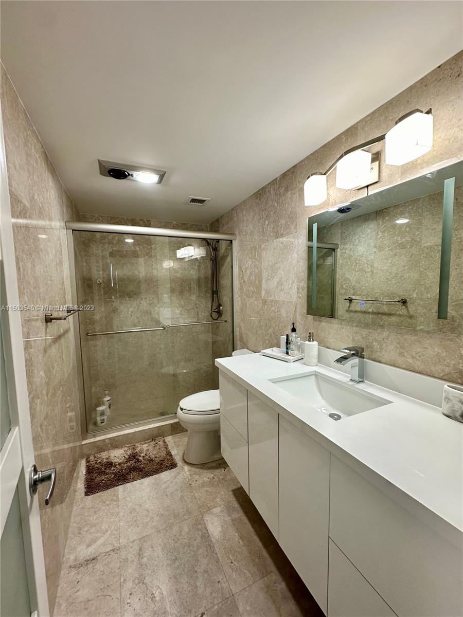 1950 S Ocean Dr 17J, Hallandale Beach, Florida 33009, 2 Bedrooms Bedrooms, ,2 BathroomsBathrooms,Residential,For Sale,1950 S Ocean Dr 17J,A11503540