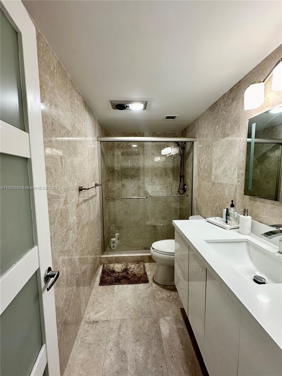 1950 S Ocean Dr 17J, Hallandale Beach, Florida 33009, 2 Bedrooms Bedrooms, ,2 BathroomsBathrooms,Residential,For Sale,1950 S Ocean Dr 17J,A11503540