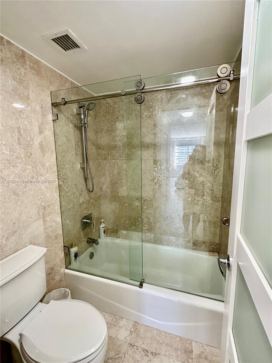 1950 S Ocean Dr 17J, Hallandale Beach, Florida 33009, 2 Bedrooms Bedrooms, ,2 BathroomsBathrooms,Residential,For Sale,1950 S Ocean Dr 17J,A11503540