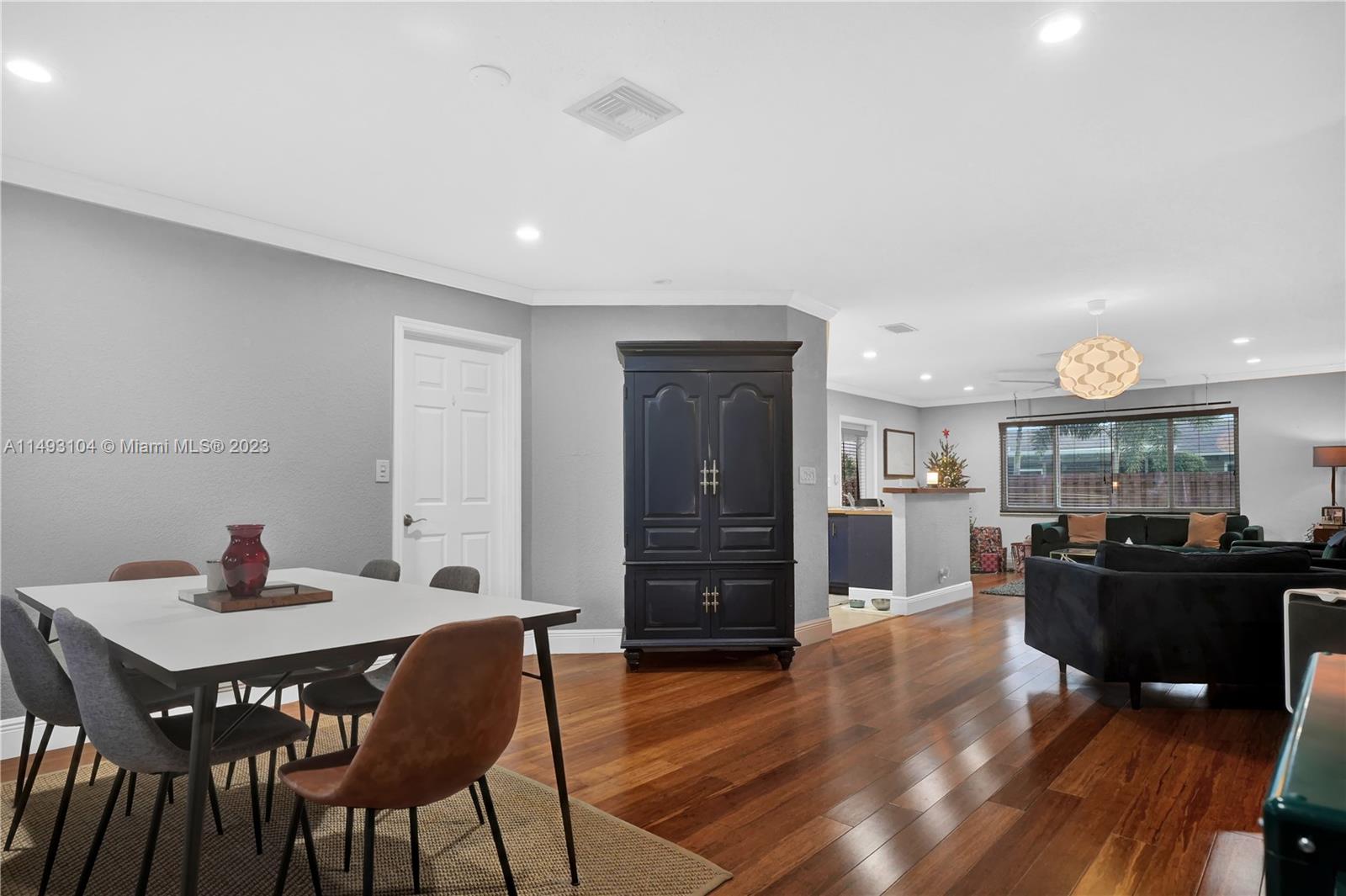 6730 24th Ter, Fort Lauderdale, FL, 33309 United States, 3 Bedrooms Bedrooms, ,2 BathroomsBathrooms,Residential,For Sale,24th Ter,A11493104