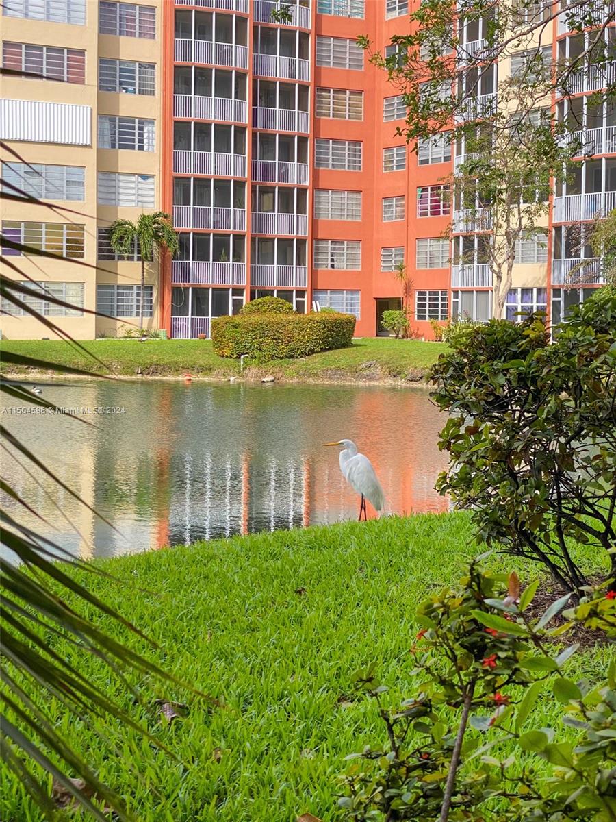 1750 191st St, Miami, FL, 33179 United States, 2 Bedrooms Bedrooms, ,2 BathroomsBathrooms,Residential,For Sale,191st St,A11504586