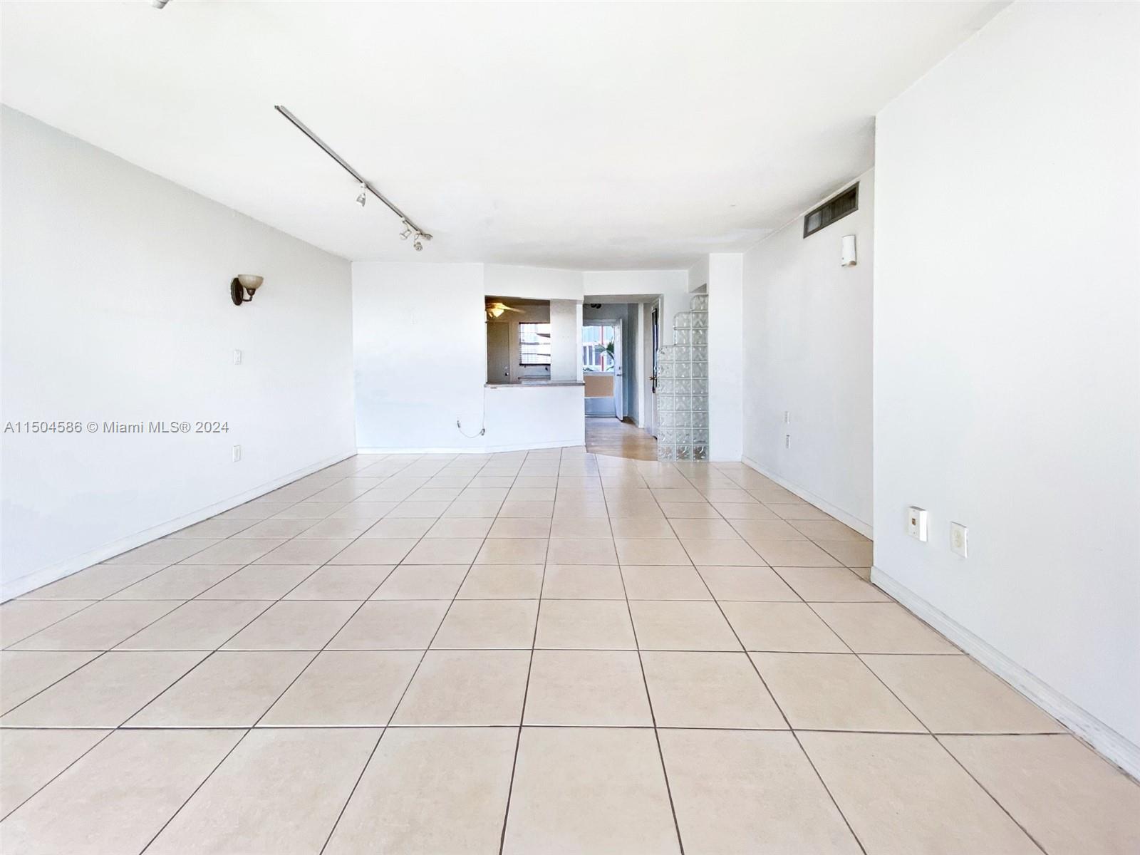 1750 191st St, Miami, FL, 33179 United States, 2 Bedrooms Bedrooms, ,2 BathroomsBathrooms,Residential,For Sale,191st St,A11504586