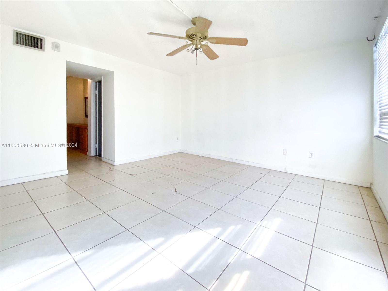 1750 191st St, Miami, FL, 33179 United States, 2 Bedrooms Bedrooms, ,2 BathroomsBathrooms,Residential,For Sale,191st St,A11504586
