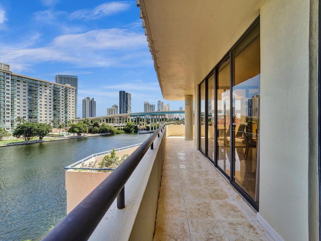 19355 Turnberry Way 3J, Aventura, Florida 33180, 3 Bedrooms Bedrooms, ,2 BathroomsBathrooms,Residentiallease,For Rent,19355 Turnberry Way 3J,A11504517