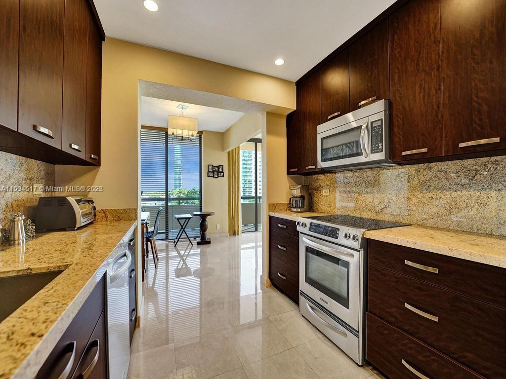 19355 Turnberry Way 3J, Aventura, Florida 33180, 3 Bedrooms Bedrooms, ,2 BathroomsBathrooms,Residentiallease,For Rent,19355 Turnberry Way 3J,A11504517