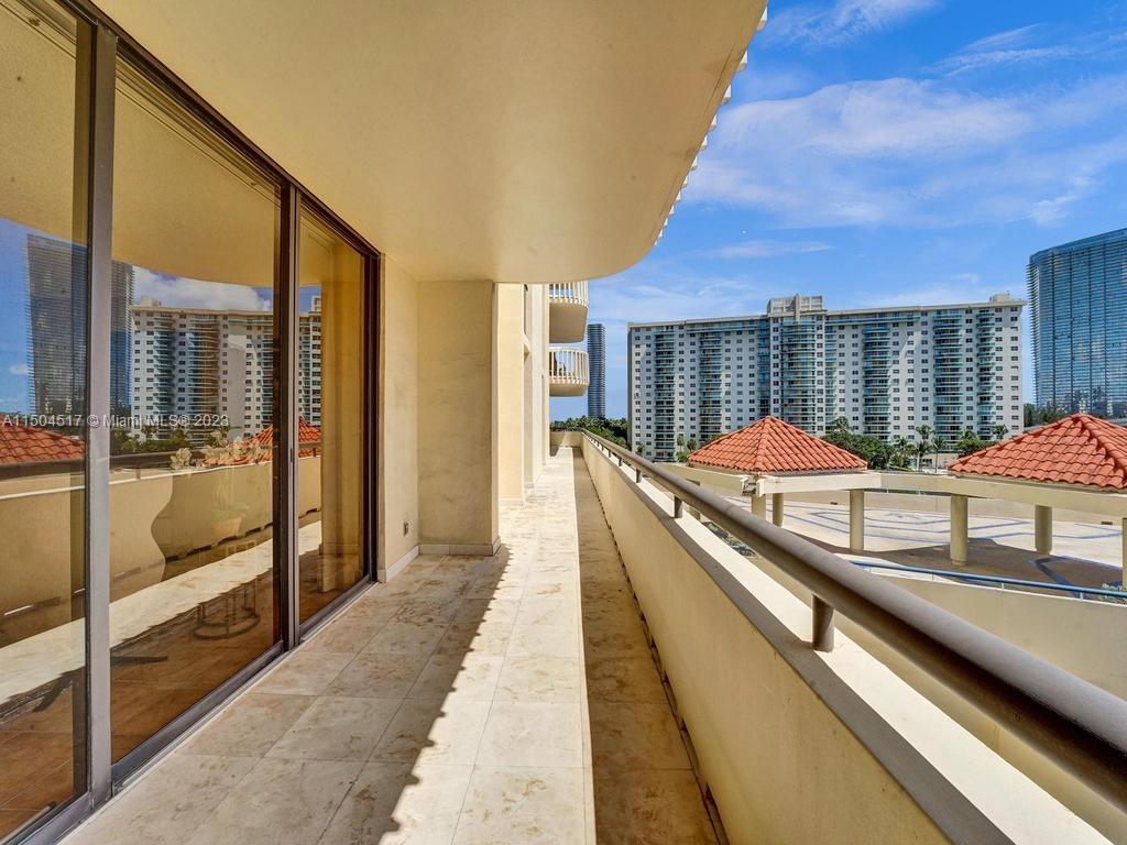 19355 Turnberry Way 3J, Aventura, Florida 33180, 3 Bedrooms Bedrooms, ,2 BathroomsBathrooms,Residentiallease,For Rent,19355 Turnberry Way 3J,A11504517