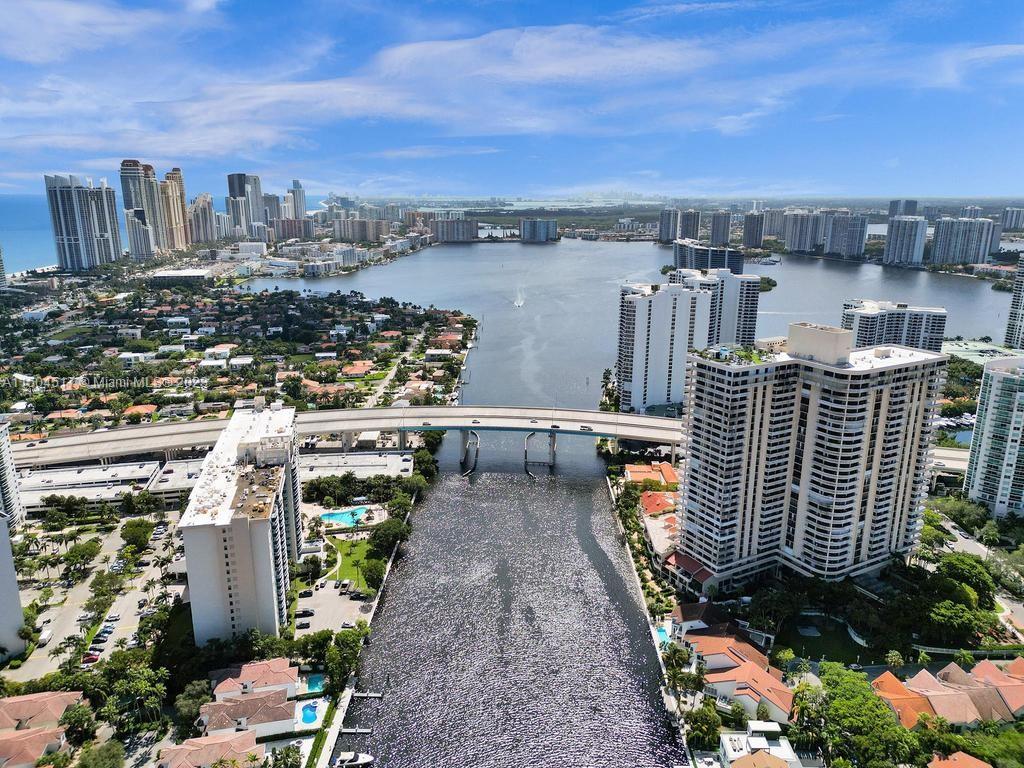 19355 Turnberry Way 3J, Aventura, Florida 33180, 3 Bedrooms Bedrooms, ,2 BathroomsBathrooms,Residentiallease,For Rent,19355 Turnberry Way 3J,A11504517