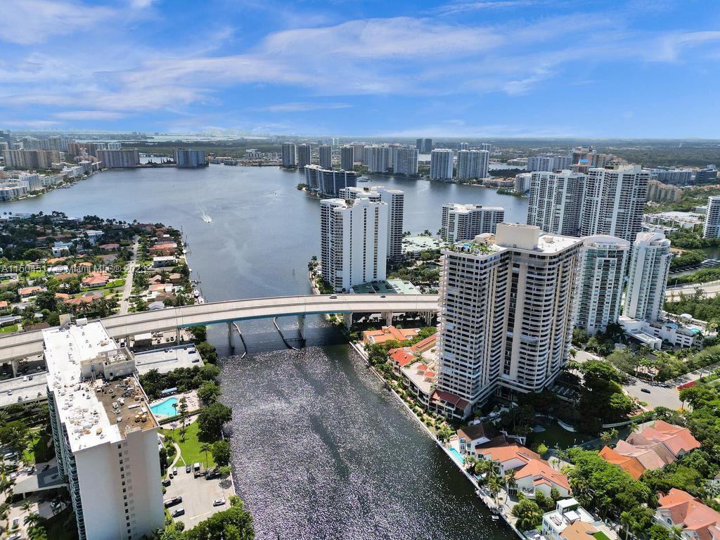 19355 Turnberry Way 3J, Aventura, Florida 33180, 3 Bedrooms Bedrooms, ,2 BathroomsBathrooms,Residentiallease,For Rent,19355 Turnberry Way 3J,A11504517