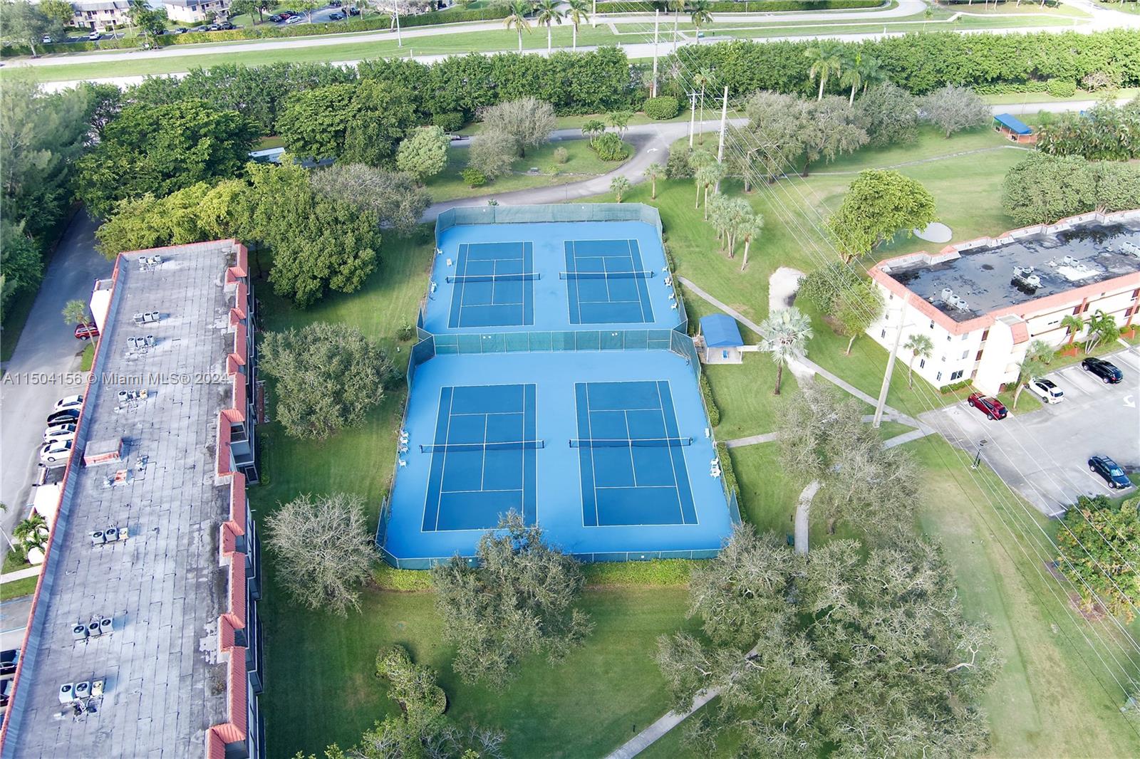 281 Hollybrook Dr, Pembroke Pines, FL, 33025 United States, 2 Bedrooms Bedrooms, ,2 BathroomsBathrooms,Residential,For Sale,Hollybrook Dr,A11504156