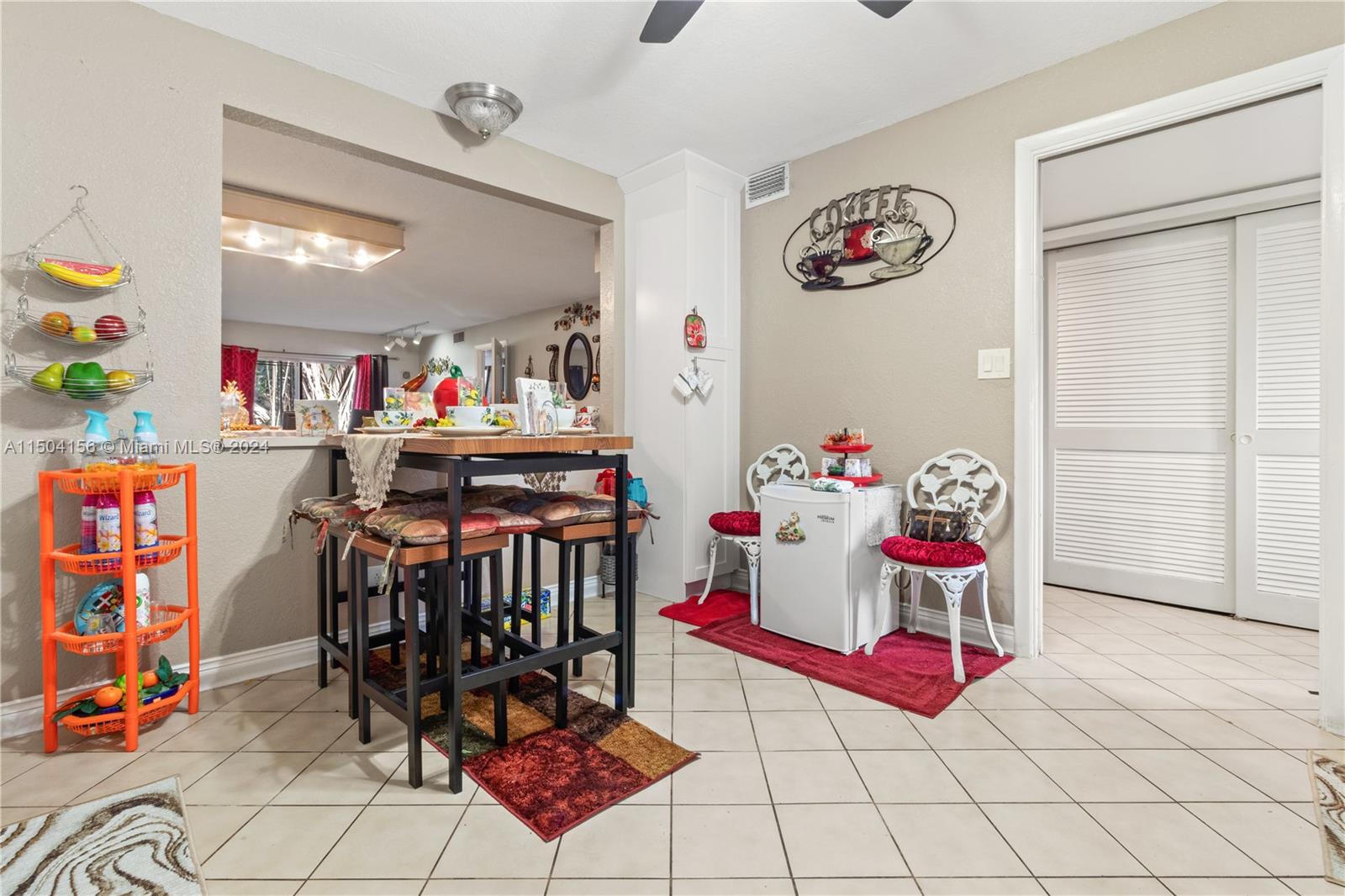 281 Hollybrook Dr, Pembroke Pines, FL, 33025 United States, 2 Bedrooms Bedrooms, ,2 BathroomsBathrooms,Residential,For Sale,Hollybrook Dr,A11504156